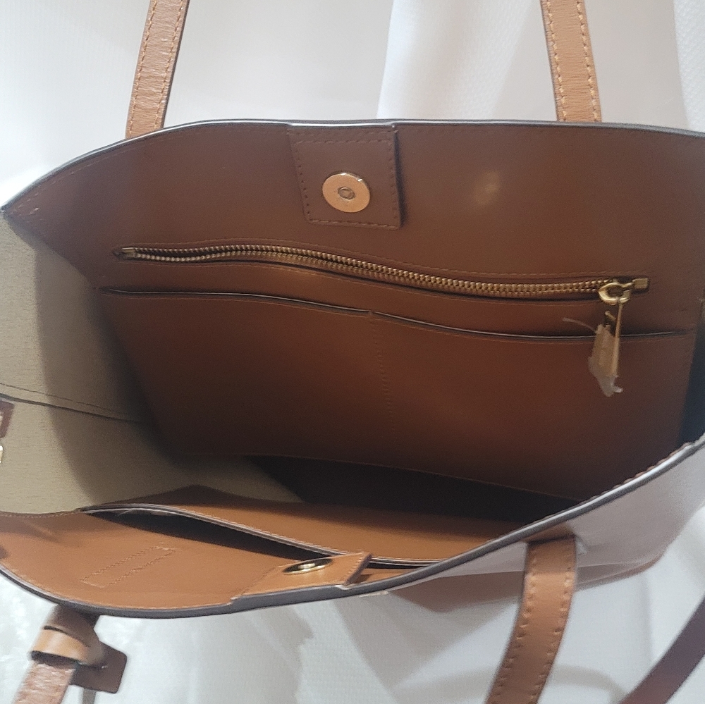 Purse - Picture 7 of 10